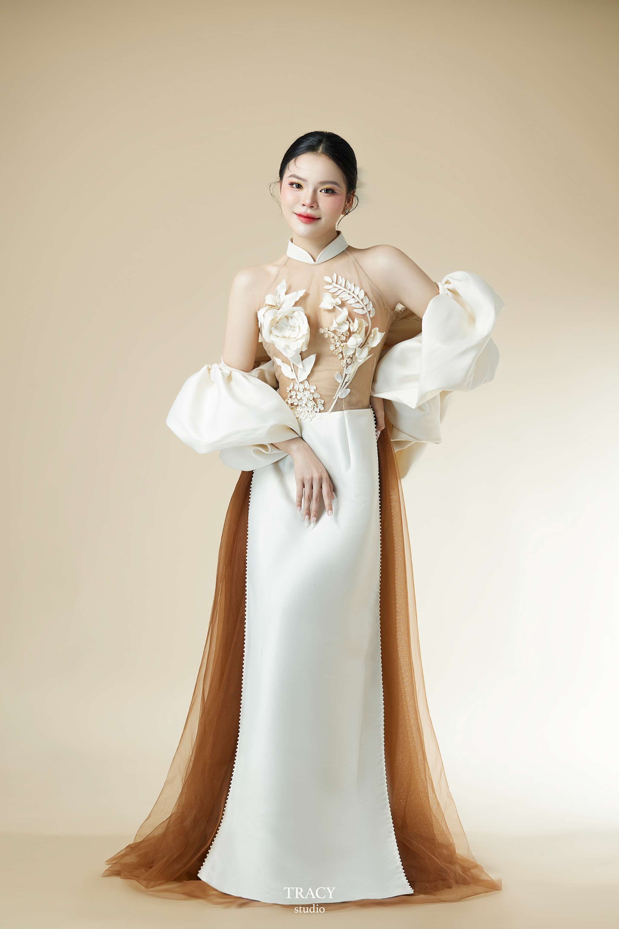 frontend/img/gallery/tinh-khoi-ao-dai-viet/tracy-studio-chup-ca-si-ngoc-linh (3).jpg